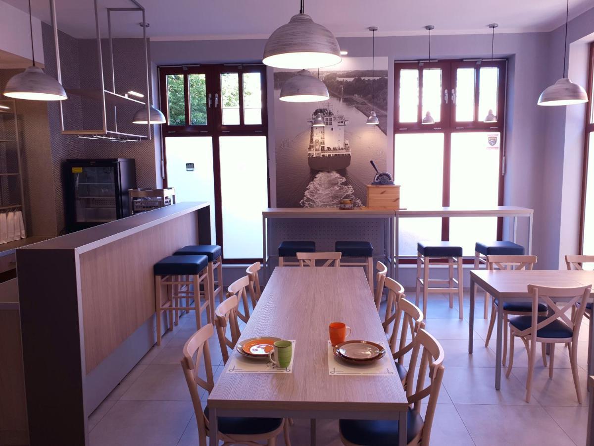 Hostel Annamarie ชเตชชิน ภายนอก รูปภาพ